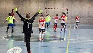 开云电竞登录入口-赛场外的感人故事：运动员的“温情瞬间”集锦