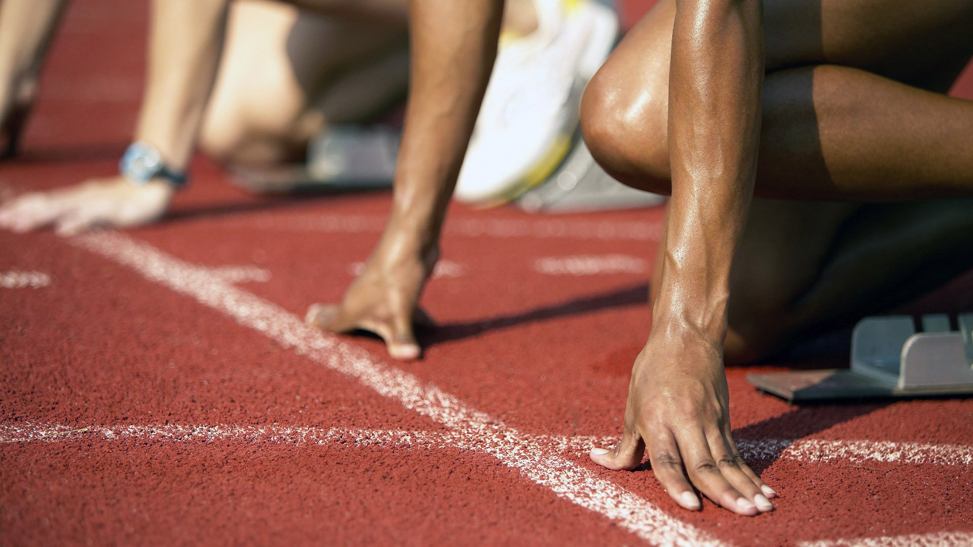 足球产业是否能与科技产业深度融合,和足球相关的产业